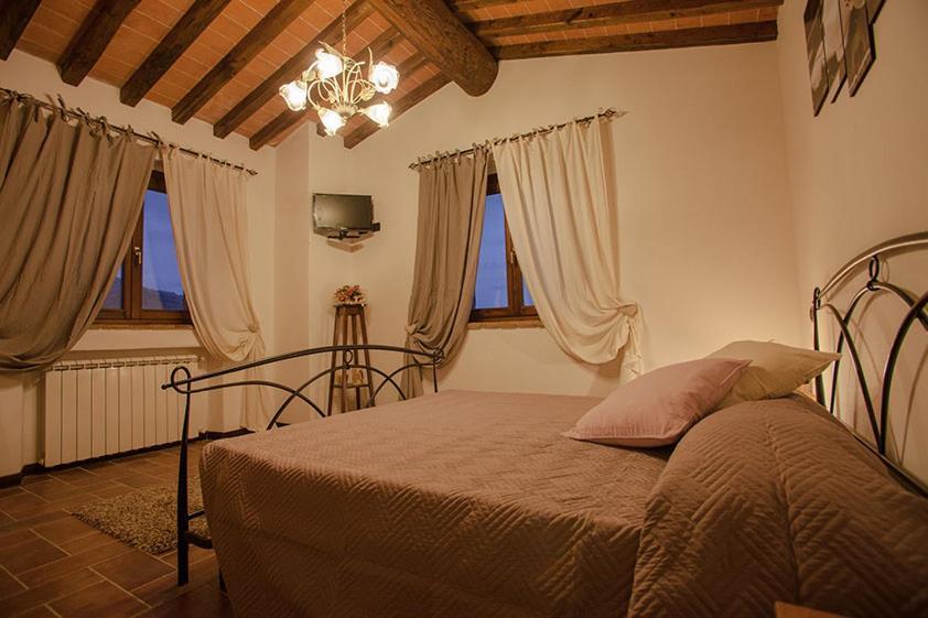 Agriturismo Casa Al Povero Вольтерра Екстер'єр фото
